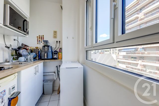 Appartement F1 à vendre - 1 pièce - 26.0 m2 - PARIS - 75015 - ILE-DE-FRANCE - Century 21 Vouillé