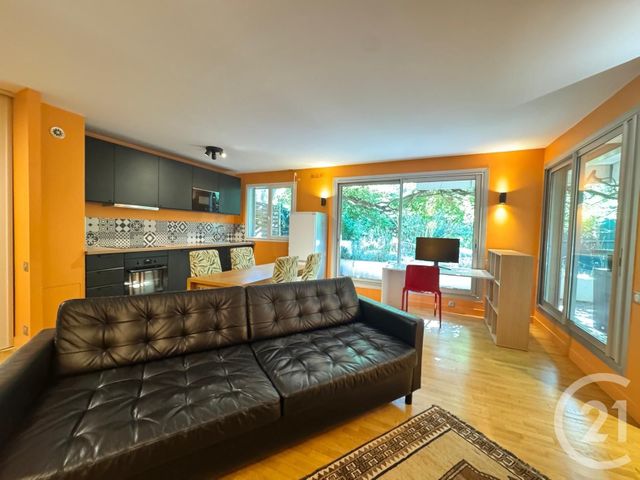 Appartement F2 à louer - 2 pièces - 49.0 m2 - SURESNES - 92 - ILE-DE-FRANCE - Century 21 Vouillé