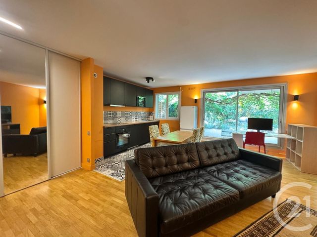 Appartement F2 à louer - 2 pièces - 49.0 m2 - SURESNES - 92 - ILE-DE-FRANCE - Century 21 Vouillé